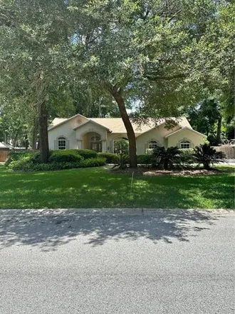 Buy this 3 bed house on 5487 Southeast 44th Circle in Marion County, FL 34480