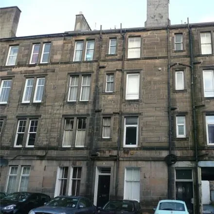 Rent this 1 bed townhouse on 11 Edina Place in City of Edinburgh, EH7 5RR