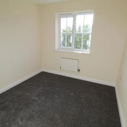 Rent this 3 bed duplex on Claricoates Drive in Coddington, NG24 2TF