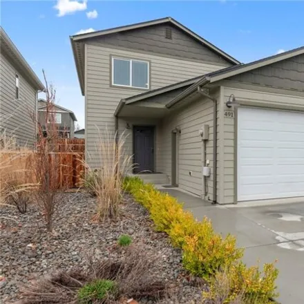 Buy this 3 bed house on South Kansas Loop in Douglas County, WA 98802