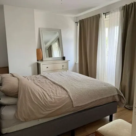 Rent this 2 bed apartment on Busbaanbrug in Ulgersmaweg, 9731 BD Groningen