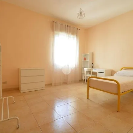 Image 2 - Via Pietro Castelli, 98149 Messina ME, Italy - Apartment for rent