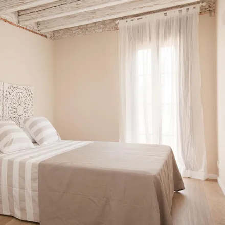 Rent this 1 bed apartment on Carrer de les Moles in 12, 08002 Barcelona