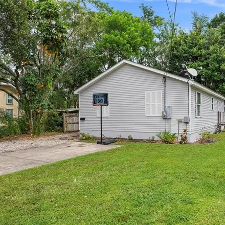 Buy this 3 bed house on 1601 18th Street West in Bradenton, FL 34205