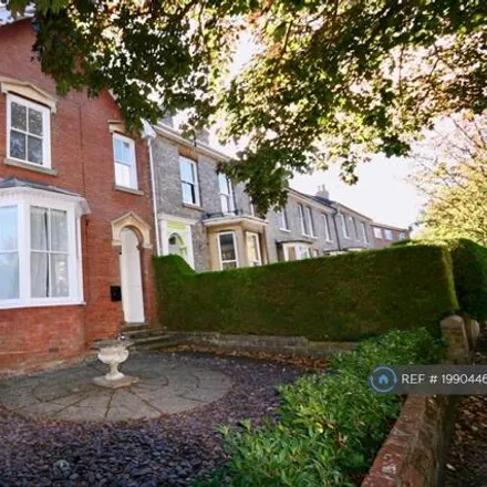 Rent this 4 bed townhouse on York Road in Bury St Edmunds, IP33 3EB