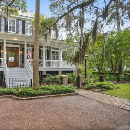 Buy this 4 bed house on 783 Hamilton Street in Beaufort, SC 29902