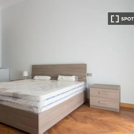 Image 1 - Via Leopoldo Cicognara, 2, 20130 Milan MI, Italy - Room for rent