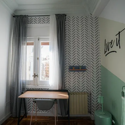 Image 4 - Calle de Luchana, 38, 28010 Madrid, Spain - Apartment for rent