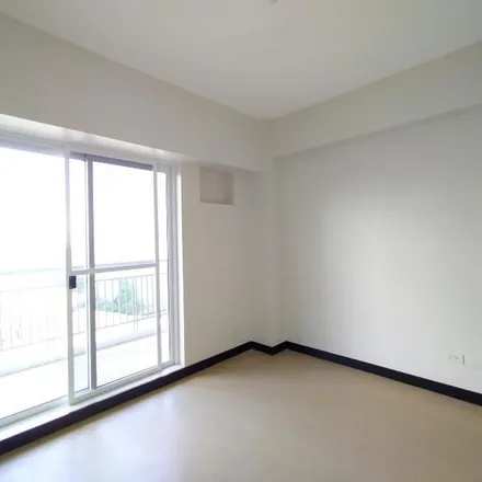 Rent this 2 bed apartment on Sheridan Towers in North Tower, Sheridan Street