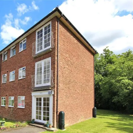 Image 1 - Midhope Close, Old Woking, GU22 7UQ, United Kingdom - Apartment for rent