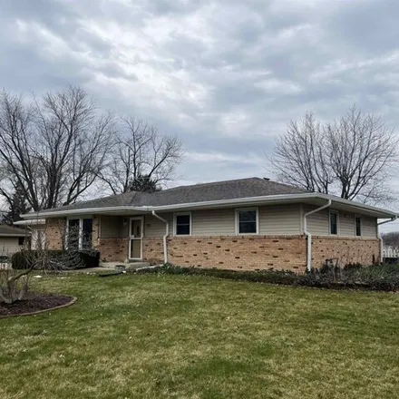 Image 2 - 749 White Swan Lane, Rockford Township, IL 61108, USA - House for sale