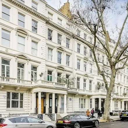 Rent this 2 bed apartment on Charing Cross in London, SW1A 2DX