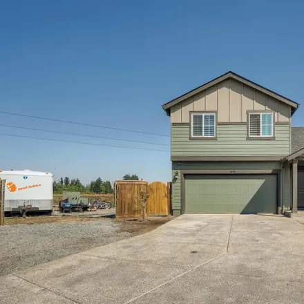 Buy this 4 bed house on Lunar Street Northeast in Salem, OR 97305