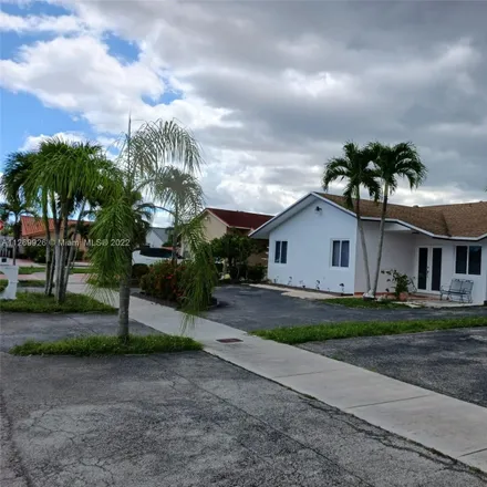 Buy this 3 bed house on 1622 Southwest 137th Place in Miami-Dade County, FL 33175