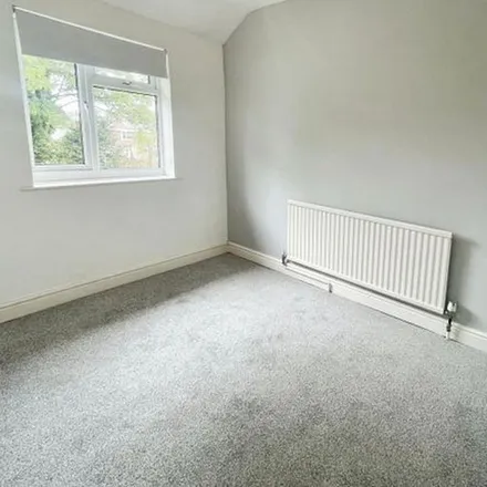 Rent this 3 bed duplex on Crecy Avenue in Doncaster, DN2 6LX