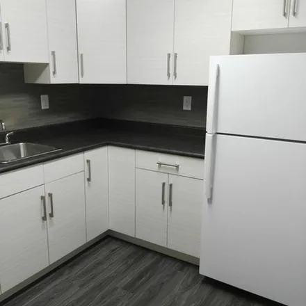 Rent this 1 bed apartment on Administration Building in James Avenue, Winnipeg