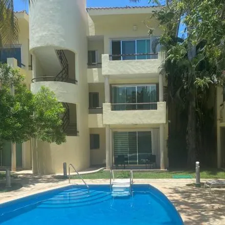 Rent this 2 bed apartment on Manantial in Retorno Akab, Playacar Fase 2