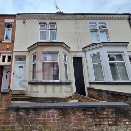 Rent this 1 bed room on 18 Briton Street in Leicester, LE3 0AA