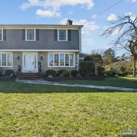 Buy this 4 bed house on 632 Seminole Street in Oradell, Bergen County