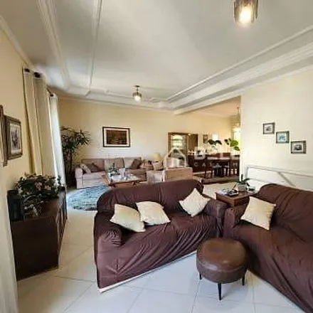 Buy this 3 bed house on Rua Paschoal Alfredo Soranz in Parque Vila dos Ingleses, Sorocaba - SP