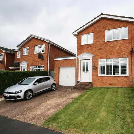 Rent this 3 bed house on Gatehouse Close in Cullompton, EX15 1JJ