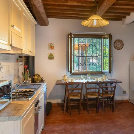 Image 4 - Montevarchi, Arezzo, Italy - House for rent