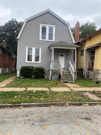 Buy this 2 bed house on 4956 Margaretta Avenue in St. Louis, MO 63115