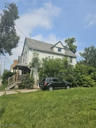 Image 4 - 2313 East 84th Street, Cleveland, OH 44104, USA - House for sale