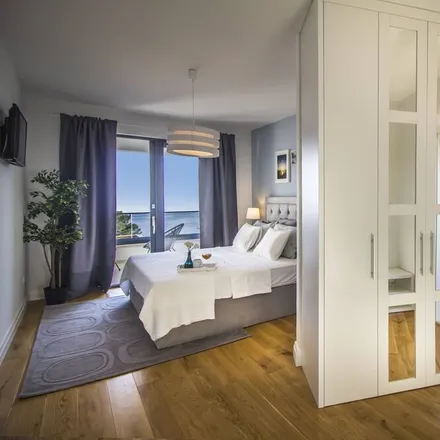 Rent this 4 bed house on Makarska in Split-Dalmatia County, Croatia