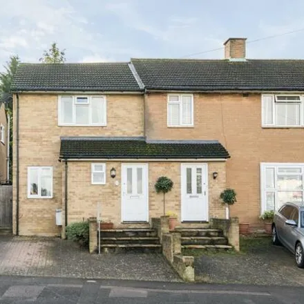 Buy this 2 bed house on 85 Derwent Avenue in Oxford, OX3 0AR