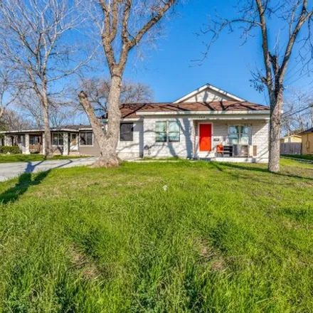 Buy this 3 bed house on 124 Wonder Parkway in San Antonio, TX 78213