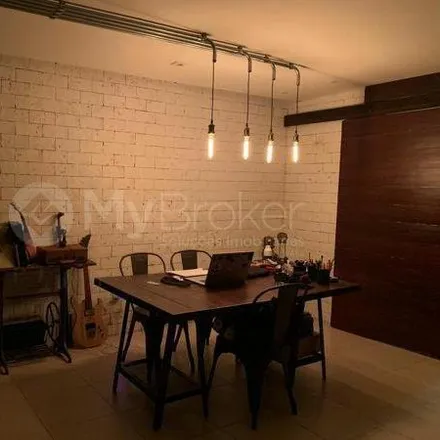 Buy this 2 bed apartment on Rua Manaus in Setor Alto da Glória, Goiânia - GO