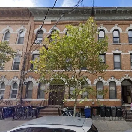 Image 2 - 1239 Willoughby Avenue, New York, NY 11237, USA - House for sale