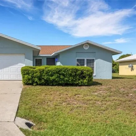 Buy this 4 bed house on 480 Daisy Way in Polk County, FL 33884
