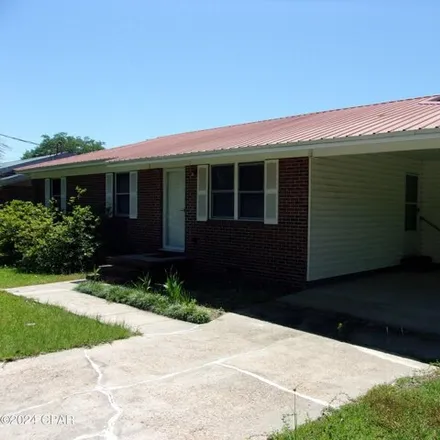 Buy this 3 bed house on 879 North Varner Street in Bonifay, Holmes County