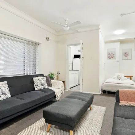 Rent this 2 bed apartment on The Gordon in 117D Macleay Street, Potts Point NSW 2011