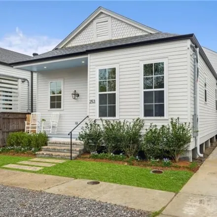 Buy this 3 bed house on 253 Hillary Street in New Orleans, LA 70118