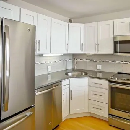 Rent this studio apartment on Riverloft in 2300 Walnut Street, Philadelphia