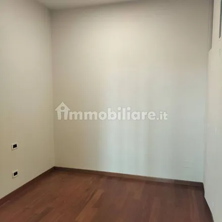 Rent this 3 bed apartment on Via Commenda 1b in 31100 Treviso TV, Italy
