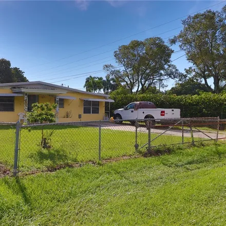 Buy this 4 bed house on 1015 Alderman Street in Fort Myers, FL 33916
