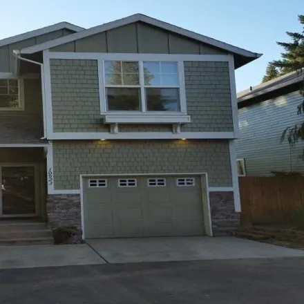 Buy this 3 bed house on 10917 North Moore Avenue in Portland, OR 97217