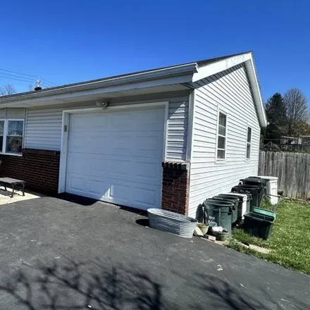 Image 2 - 53 Brazil Street, Parsons, Wilkes-Barre, PA 18705, USA - House for sale