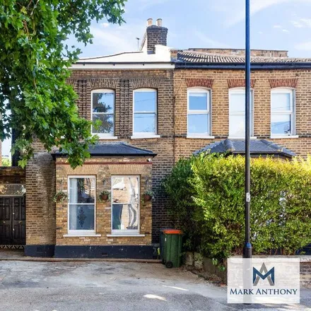 Rent this 4 bed townhouse on 82 Clova Road in London, E7 9JJ