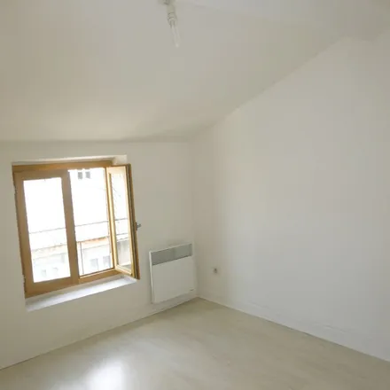 Rent this 3 bed apartment on Boulevard Jacques Bingen in 63000 Clermont-Ferrand, France