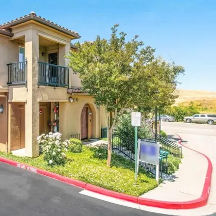 Buy this 2 bed condo on B Court in Livermore, CA 94551