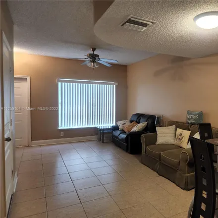 Image 3 - 4902 Southwest 31st Terrace, Dania Beach, FL 33312, USA - Townhouse for rent