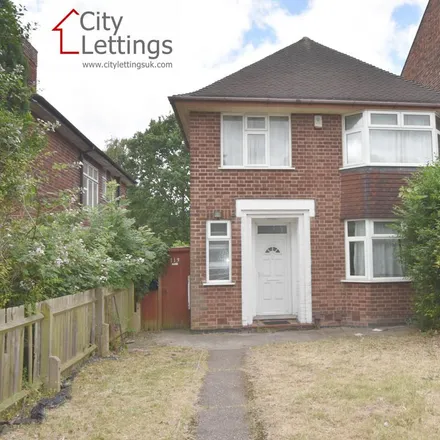 Rent this 5 bed house on Coral in 117 Middleton Boulevard, Nottingham