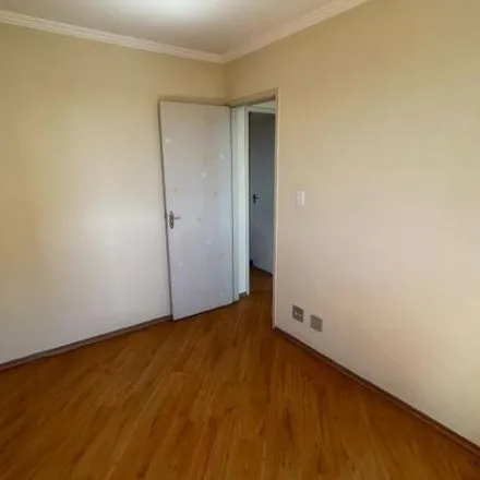 Rent this 2 bed apartment on Rua Roberto Fernandes in Parque José Alexandre, Carapicuíba - SP