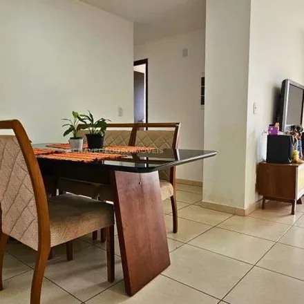 Buy this 3 bed apartment on Rua Frei Martinho Benet in Cássio Resende, Uberaba - MG