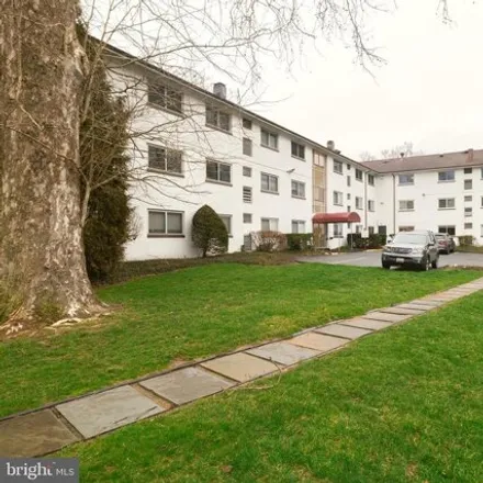 Buy this 3 bed condo on The Waterford in 3333 University Boulevard West, Kensington